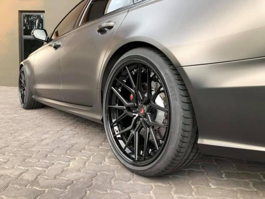Детали экстерьера Audi RS6 Avant by RACE! on Vossen Wheels 2019 года  (фото 6 из 13)